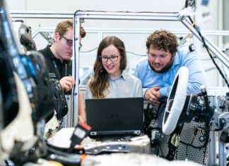 Zautomatyzowane stanowiska produkcyjne