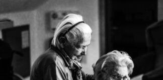 Znaczenie codziennej opieki nad seniorami w zapobieganiu chorobom i utrzymaniu dobrego zdrowia.