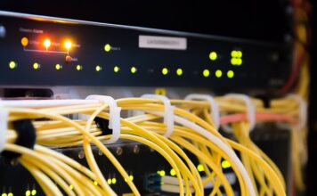 Czy można podsłuchiwać przez router?