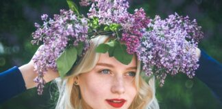 Na czym zamontować girlandę z balonów?