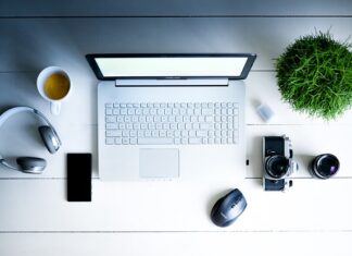 Jakie są konsekwencje korzystania z sieci?