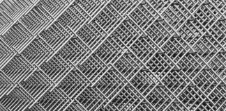 Jaki kolor siatki jest najmniej widoczny?