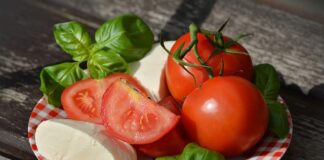 Jak zrobić kulki serowe z mozzarelli?