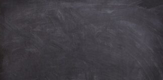 Jak długo trwa szkolenie na skoczka spadochronowego?