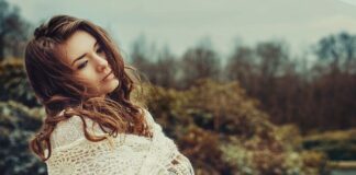 Co zrobić z włosami po basenie?