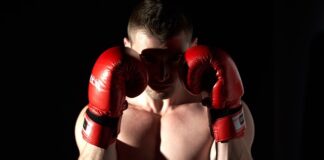 Jaki kask do kickboxingu?