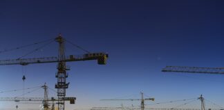 Jaką grubość maty Samopompującej?