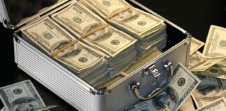 Ile zarabia hokeista w Cracovii?